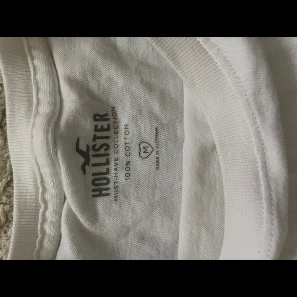 Hollister crop top - Picture 2 of 2